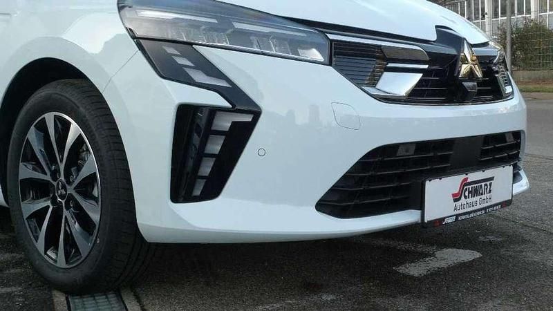 Neu Mitsubishi Colt Plus 143 PS (105 kW) 2025 Antarktisweiß Kleinwagen