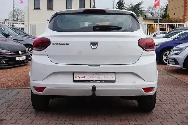 Gebraucht Dacia Sandero Comfort 67 PS (49 kW) 2021 Weiß Kleinwagen