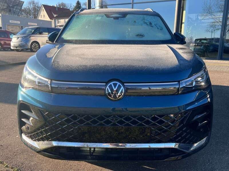 Blau Neu 2025 VW Tiguan R-line SUV | 54.700 € (Etwas zu teuer) - Bild 1/4