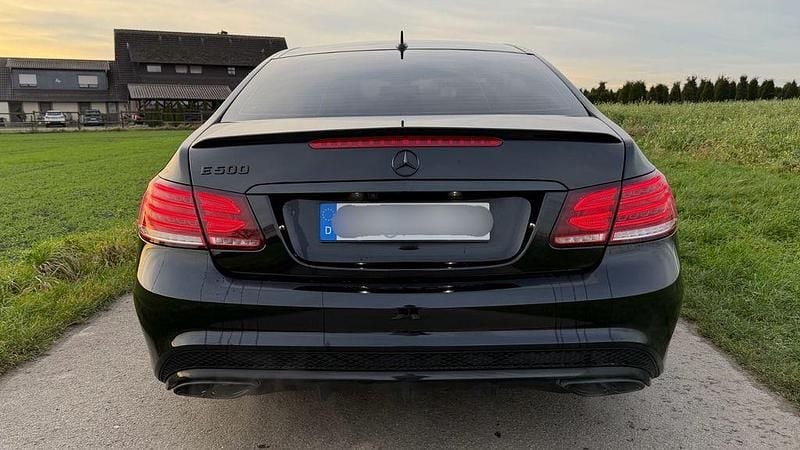Gebraucht Mercedes E500 408 PS (300 kW) 2013 Schwarz Coupé