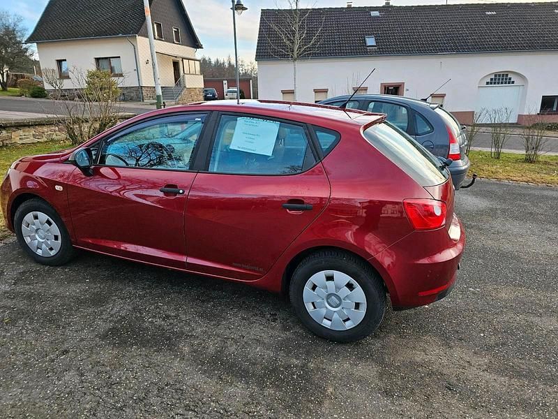 Gebraucht Seat Ibiza 70 PS (51 kW) 2013 Rot Kleinwagen