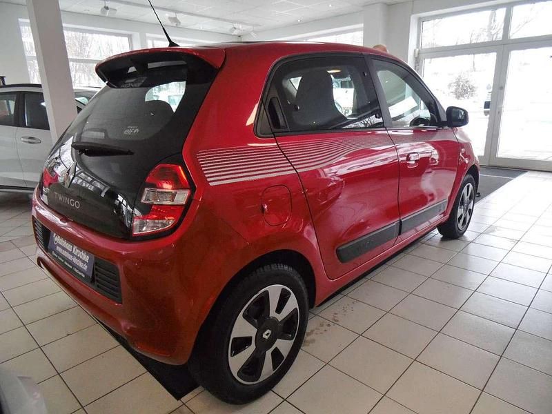 Używany Renault Twingo Liberty 71 KM (52 kW) 2015 Czerwony Hatchback