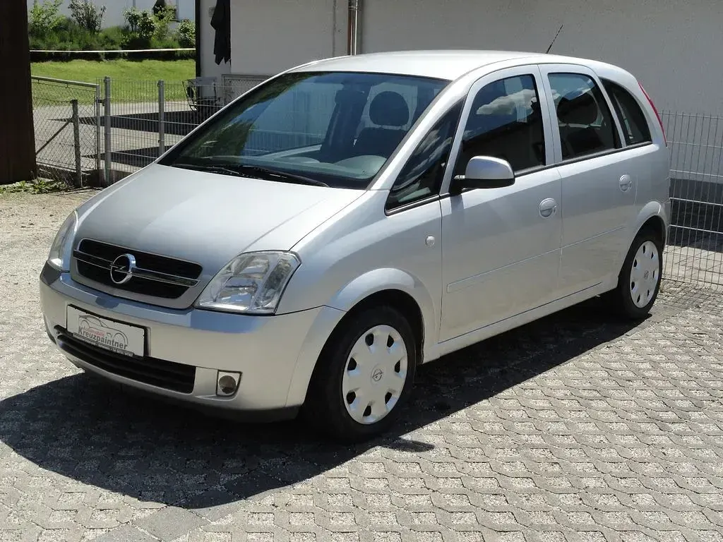 Gebraucht Opel Meriva Edition 101 PS (74 kW) 2006 Starsilber iii m2 Van / Kleinbus