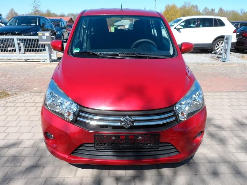 Second-hand Suzuki Celerio Basic 68 CP (50 kW) 2017 Roșu Hatchback