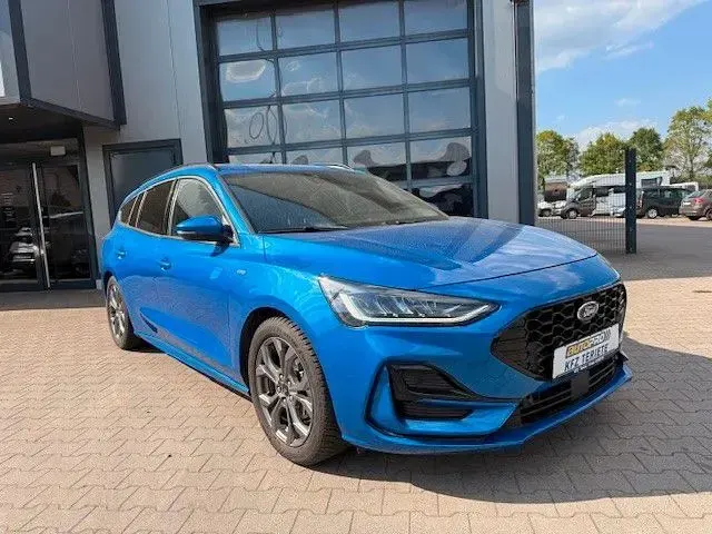 Usado Ford Focus ST-Line 116 CV (85 kW) 2025 Azul Berlina