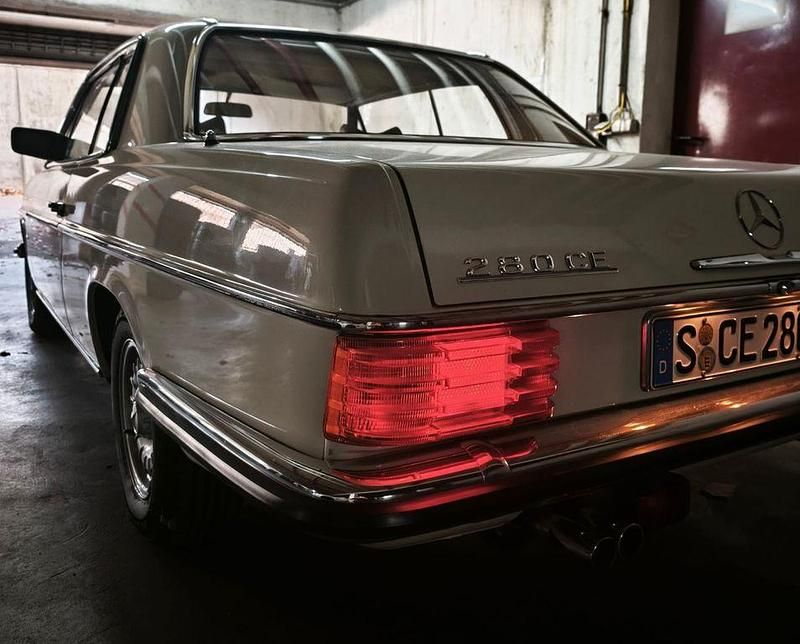 Gebraucht Mercedes C280 185 PS (136 kW) 1975 Beige Limousine