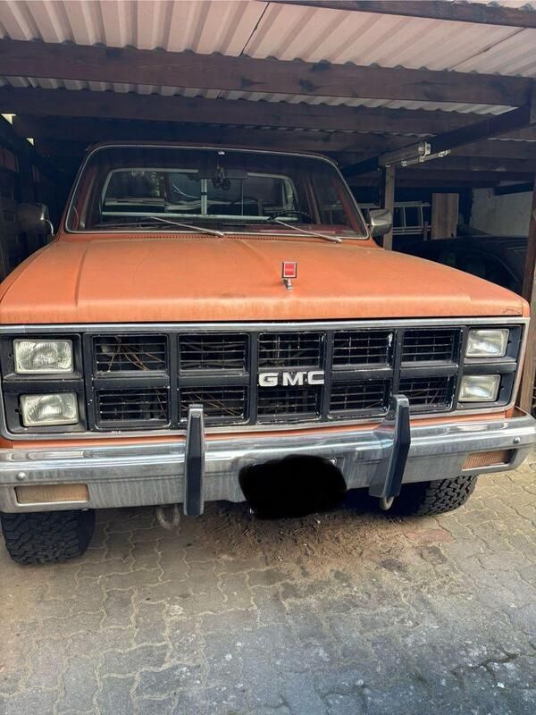 Rot Gebraucht 1983 GMC Sierra SUV | 13.000 € - Bild 1/4