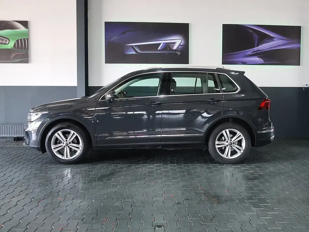 Gebraucht VW Tiguan Elegance 150 PS (110 kW) 2023 Grau SUV
