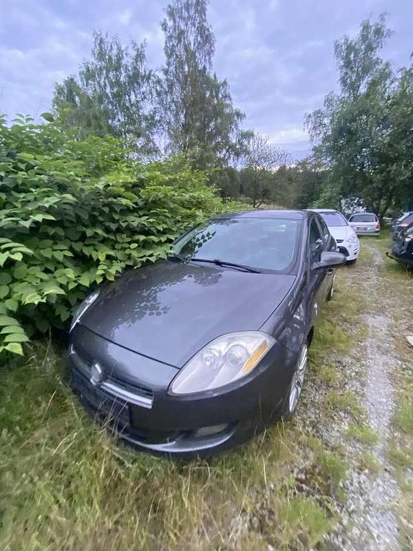 Gebraucht Fiat Bravo Emotion 120 PS (88 kW) 2007 Grau Kleinwagen