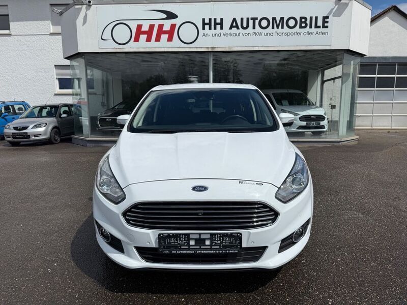 Weiß Gebraucht 2018 Ford S-MAX Titanium Van / Kleinbus | 18.990 € (Fairer Preis) - Bild 1/4