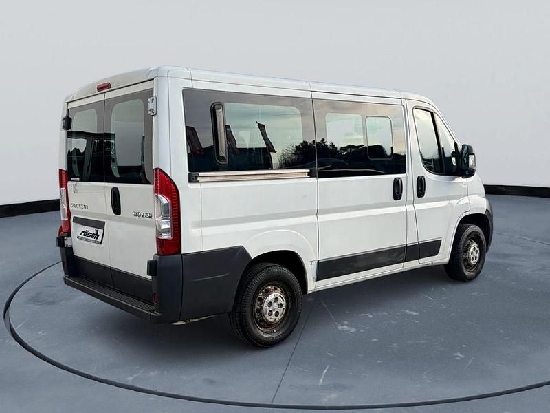 Gebraucht Peugeot Boxer 131 PS (96 kW) 2011 Weiß Van