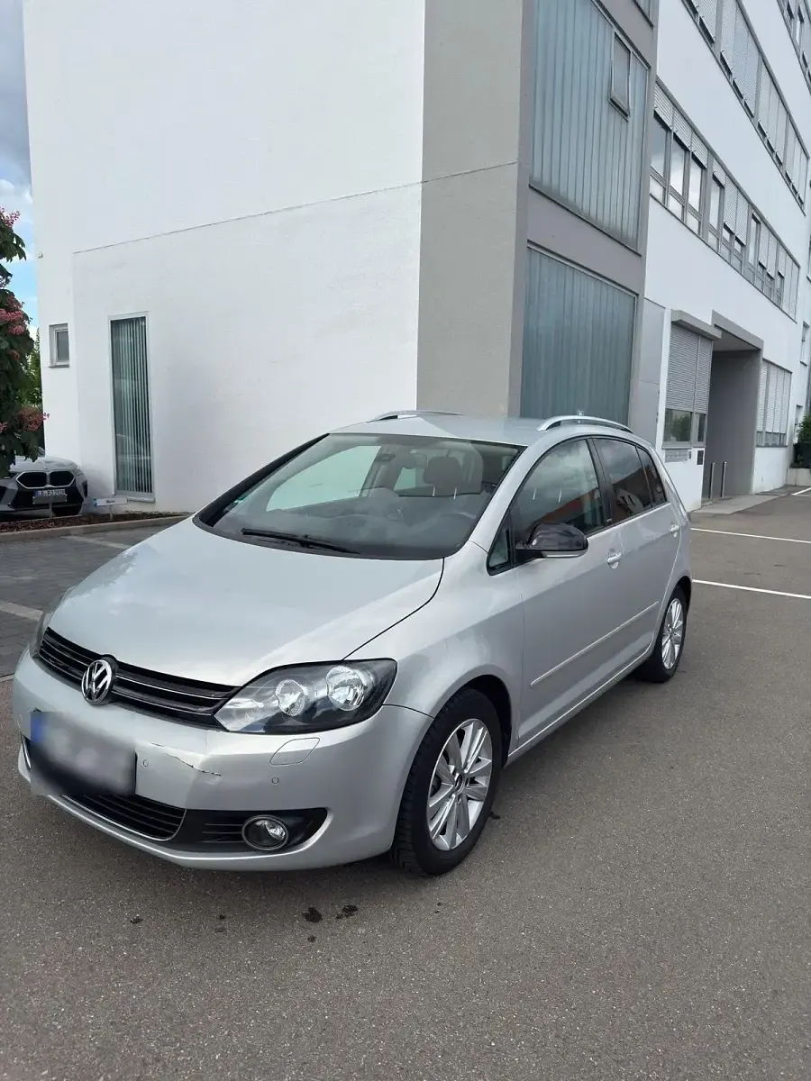 Gebraucht VW Golf Sportsvan 140 PS (102 kW) 2012 Silber Van / Kleinbus