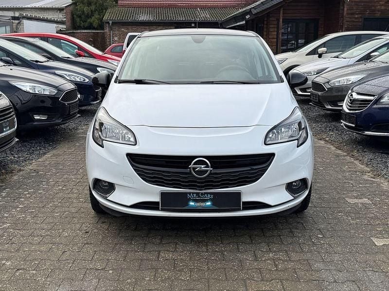 Weiß Gebraucht 2015 Opel Corsa Color Edition Limousine | 4.950 € (Guter Preis) - Bild 1/4