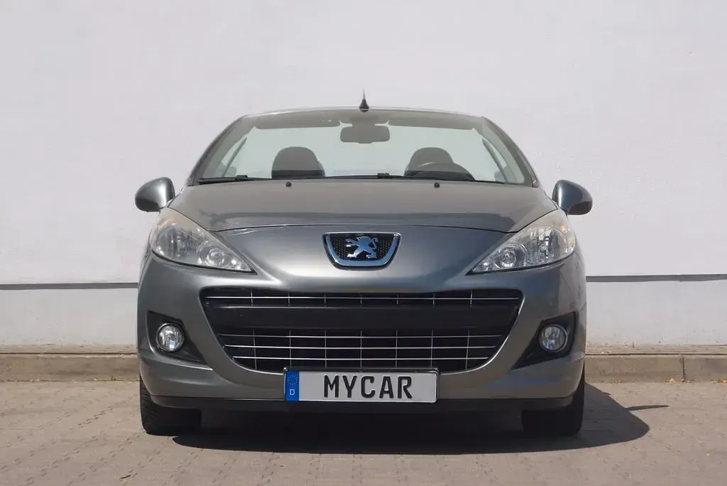 Gebraucht Peugeot 207 CC Premium 150 PS (110 kW) 2010 Grau Cabrio
