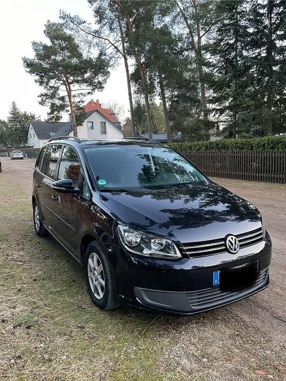 Gebraucht VW Touran Trendline 140 PS (102 kW) 2011 Schwarz Van / Kleinbus