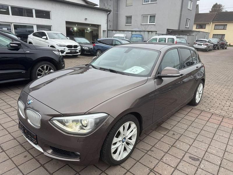Braun Gebraucht 2013 BMW 125 Advantage Kleinwagen | 9.750 € (Guter Preis) - Bild 1/4