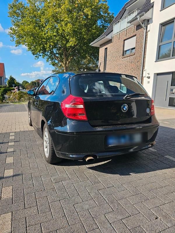 Gebraucht BMW 120 Coupé 177 PS (130 kW) 2009 Schwarz Coupé