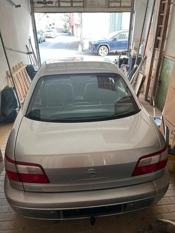 Gebraucht Opel Omega 144 PS (105 kW) 2003 Silber Limousine