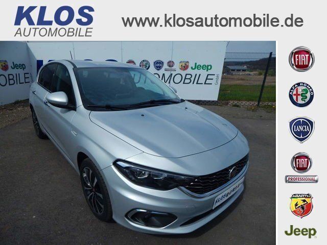 Silber metallic Gebraucht 2017 Fiat Tipo Lounge Limousine | 15.990 € - Bild 1/4