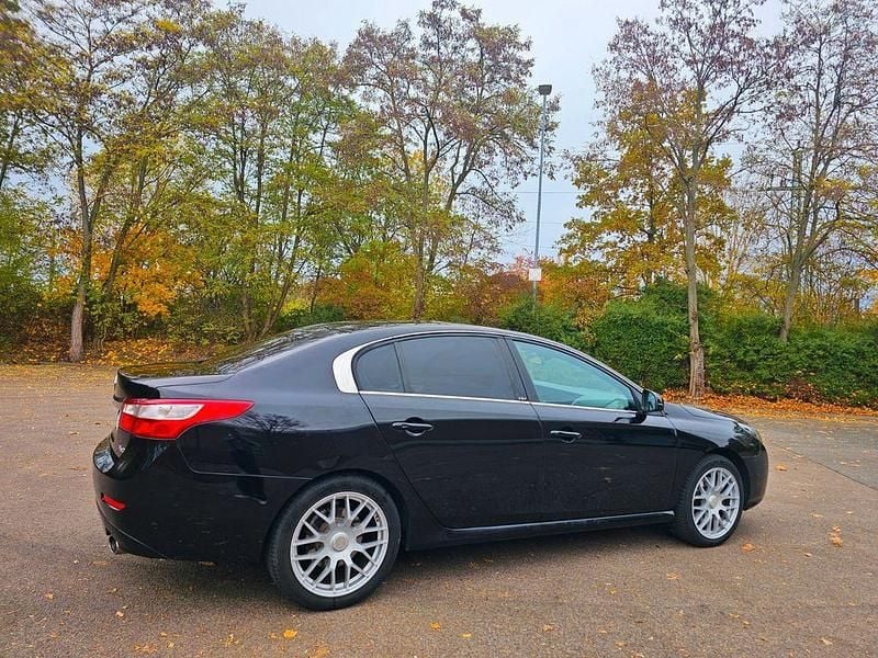 Schwarz Gebraucht 2013 Renault Latitude Limousine | 9.000 € - Bild 1/4