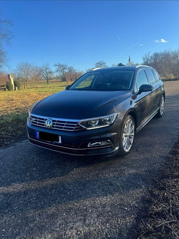 Gebraucht VW Passat Highline 190 PS (139 kW) 2019 Limousine