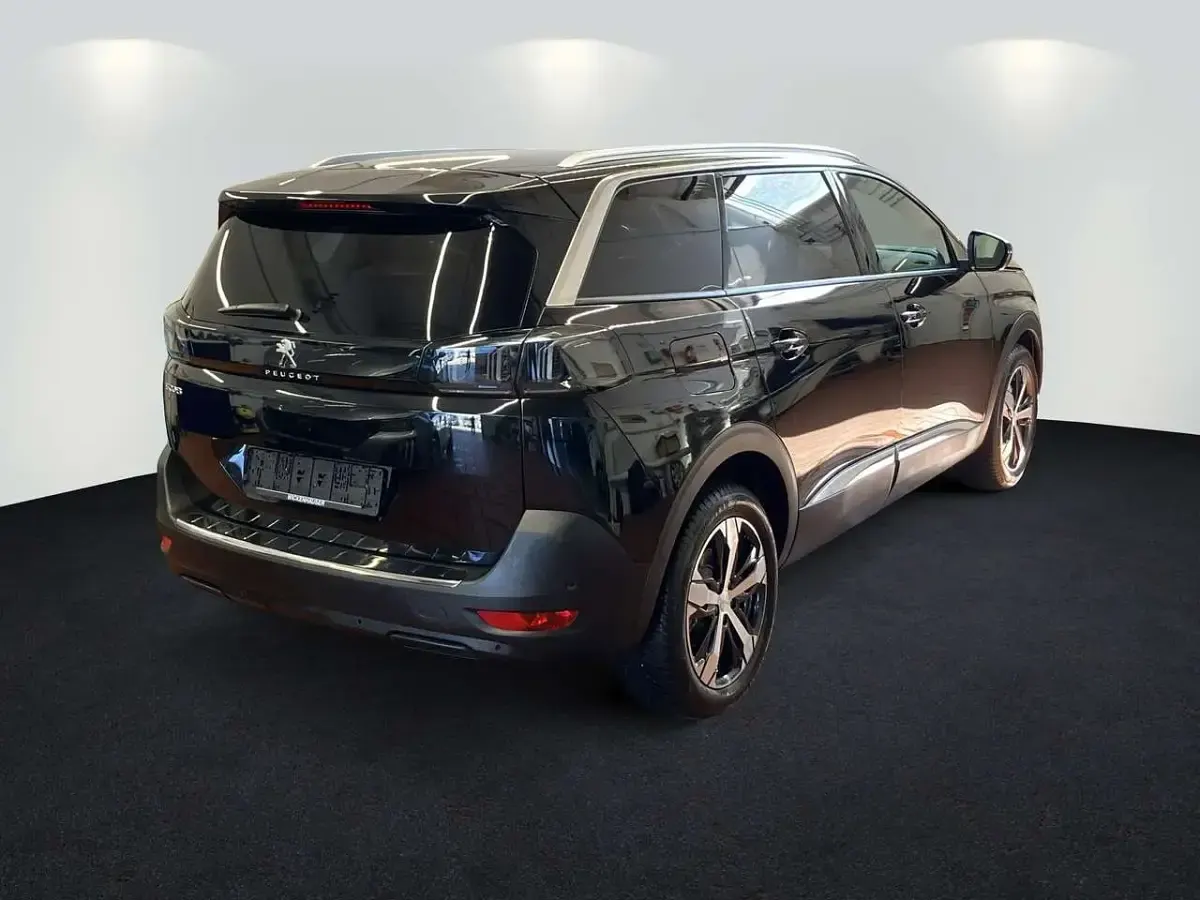 Gebraucht Peugeot 5008 Allure 131 PS (96 kW) 2023 Schwarz SUV