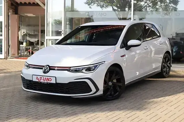 Gebraucht VW Golf VIII GTI 245 PS (180 kW) 2022 Pure white Limousine