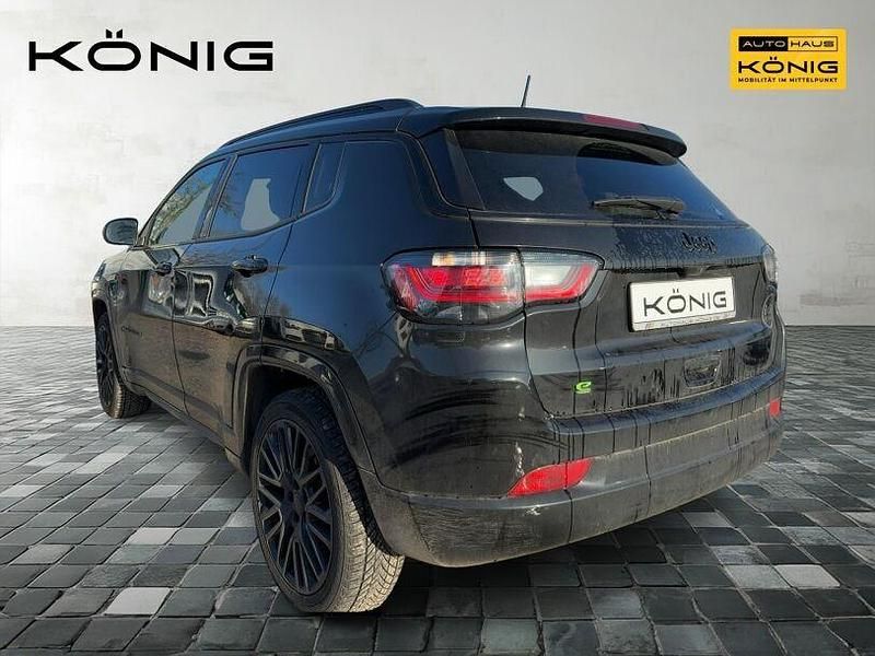 Gebraucht Jeep Compass Altitude 131 PS (96 kW) 2023 Solid black (5ck) SUV