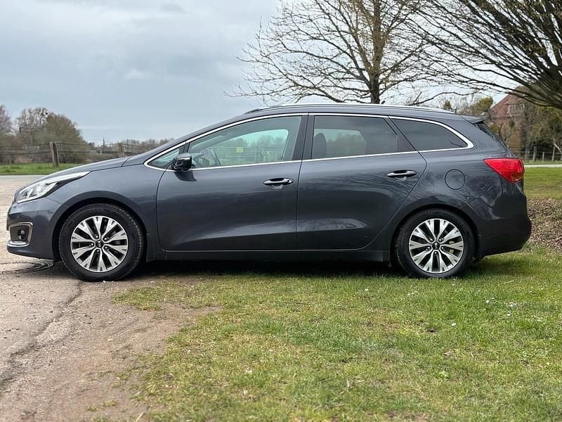 Gebraucht Kia Ceed 2016 Grau Kleinwagen