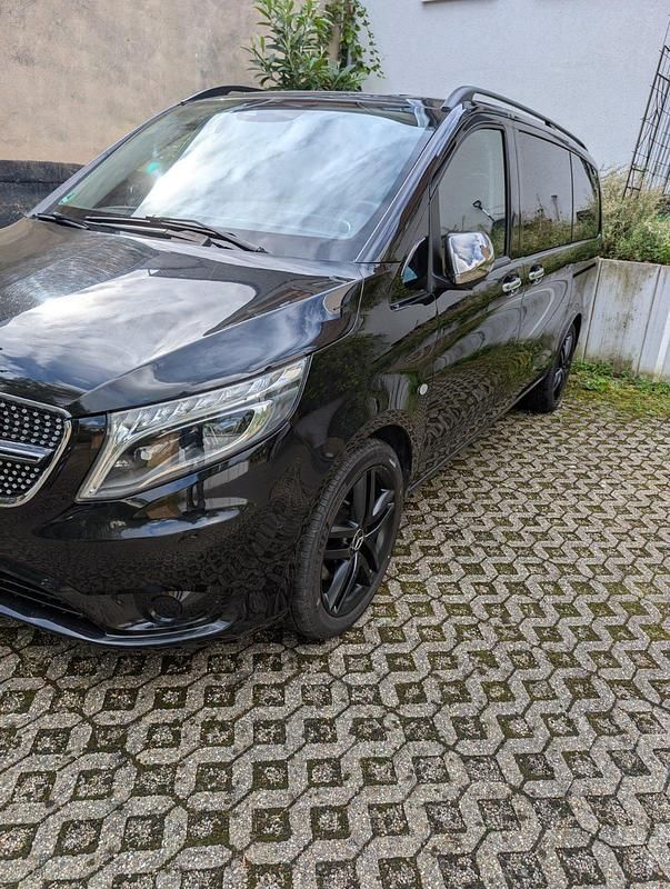Gebraucht Mercedes Vito 190 PS (139 kW) 2018 Schwarz Van