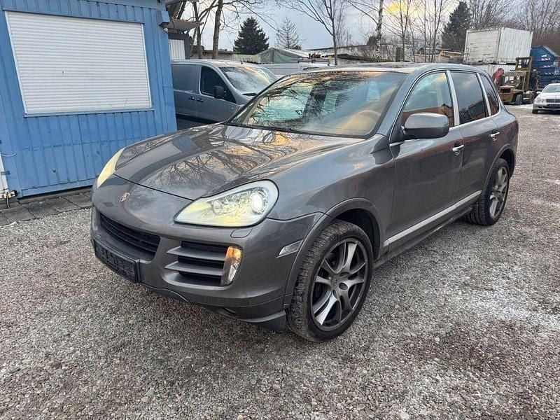 Grau Gebraucht 2009 Porsche Cayenne SUV | 7.735 € (Guter Preis) - Bild 1/4