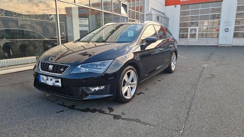 Schwarz Gebraucht 2016 Seat Leon ST FR Kombi | 11.400 € (Fairer Preis) - Bild 1/4