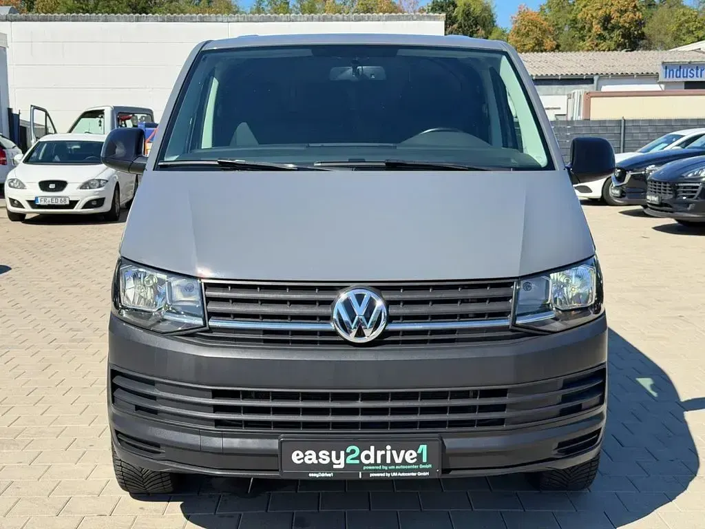 Gebraucht VW T6 150 PS (110 kW) 2018 Grau Van