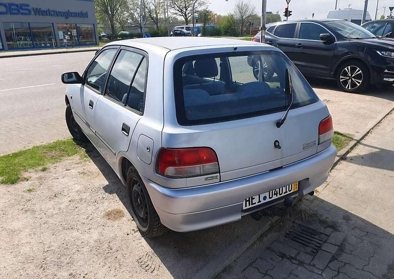 Gebraucht Daihatsu Charade 75 PS (55 kW) 1996 Limousine