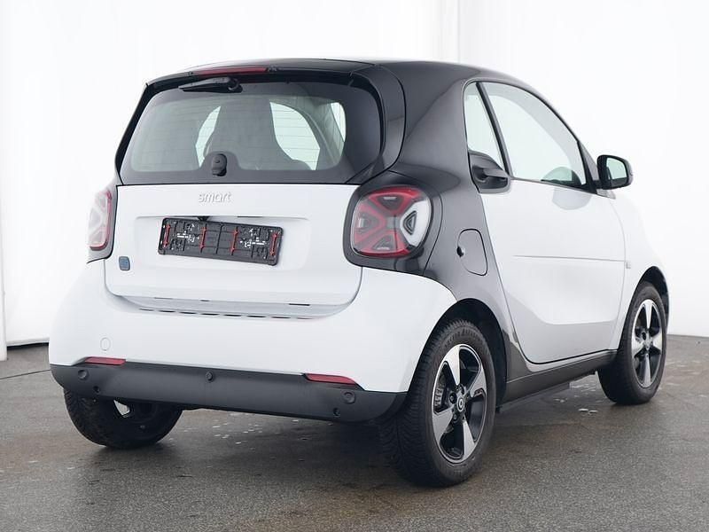 Gebraucht Smart ForTwo Coupé Exclusive 60 kW (82 PS) 2023 Weiß Kleinwagen