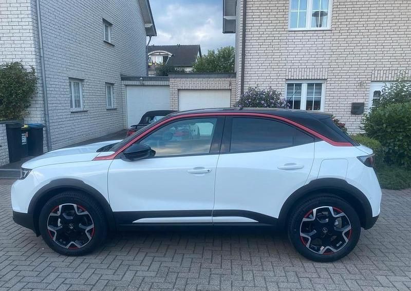 Weiß Gebraucht 2021 Opel Mokka GS Line SUV | 17.499 € (Fairer Preis) - Bild 1/4