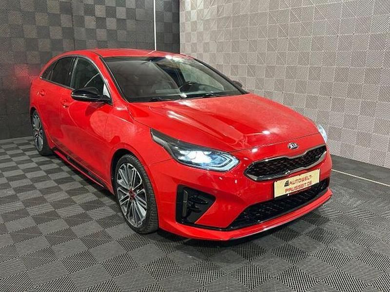 Rot Gebraucht 2020 Kia ProCeed Kombi | 23.920 € (Fairer Preis) - Bild 1/4