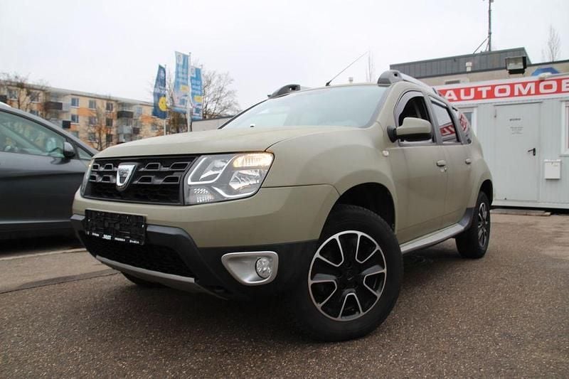 Gebraucht Dacia Duster Black Shadow 125 PS (91 kW) 2017 Grün SUV