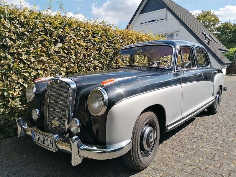 Schwarz Gebraucht 1956 Mercedes W180 Limousine | 22.700 € - Bild 1/4