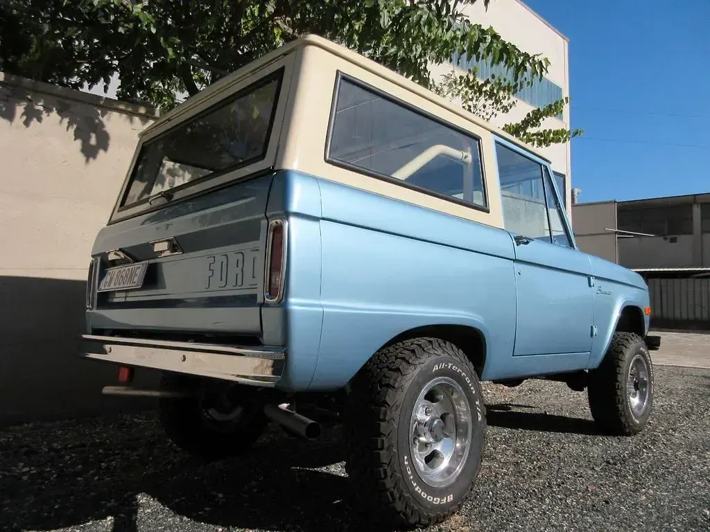 Second-hand Ford Bronco 200 CP (147 kW) 1969 Albastru SUV