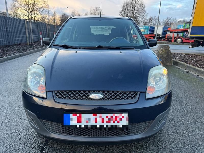 Gebraucht Ford Fiesta 60 PS (44 kW) 2006 Blau Kleinwagen
