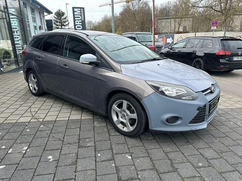 Gebraucht Ford Focus Trend 116 PS (85 kW) 2012 Braun Kombi
