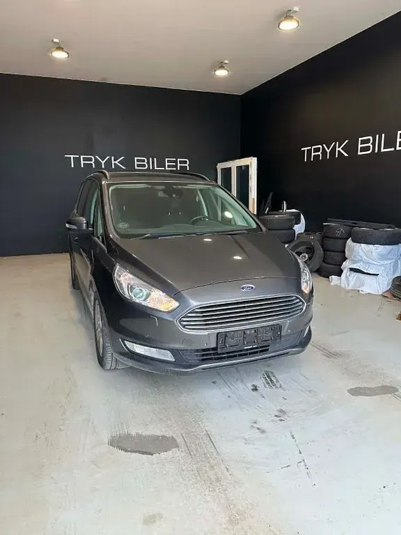 Gebraucht Ford Galaxy Trend 160 PS (117 kW) 2018 Grau Van / Kleinbus