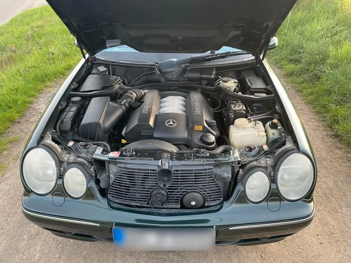 Gebraucht Mercedes E430 279 PS (205 kW) 2000 Grün Limousine
