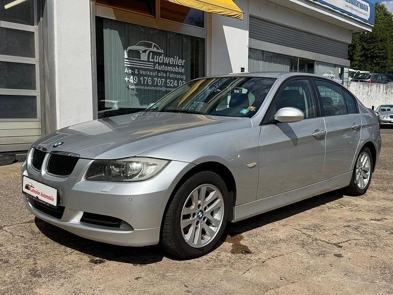 Silber Gebraucht 2006 BMW 320 Advantage Limousine | 3.999 € (Fairer Preis) - Bild 1/4