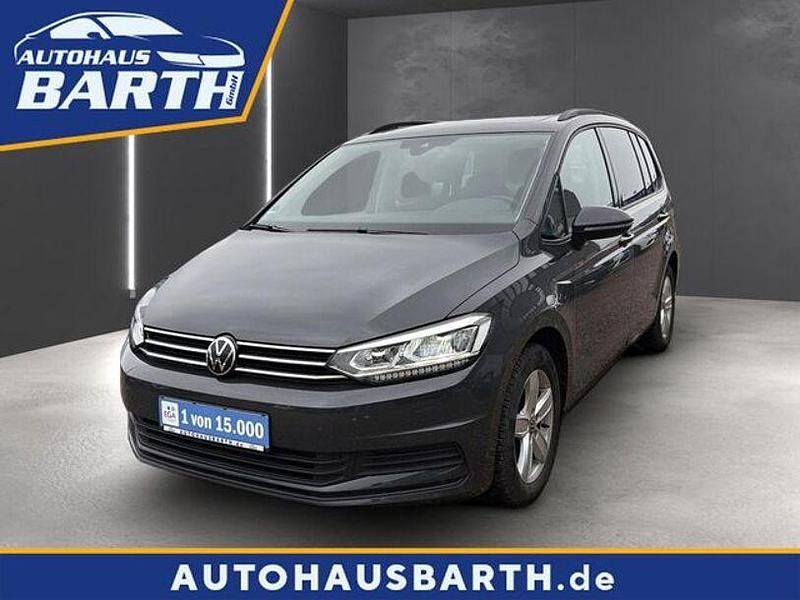 Gebraucht VW Touran 150 PS (110 kW) 2021 Grau Van / Kleinbus
