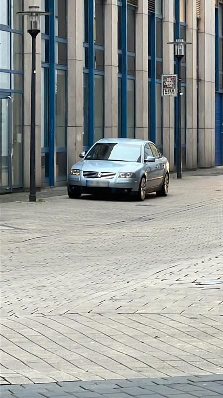 Gebraucht VW Passat 105 PS (77 kW) 2002 Silber Limousine
