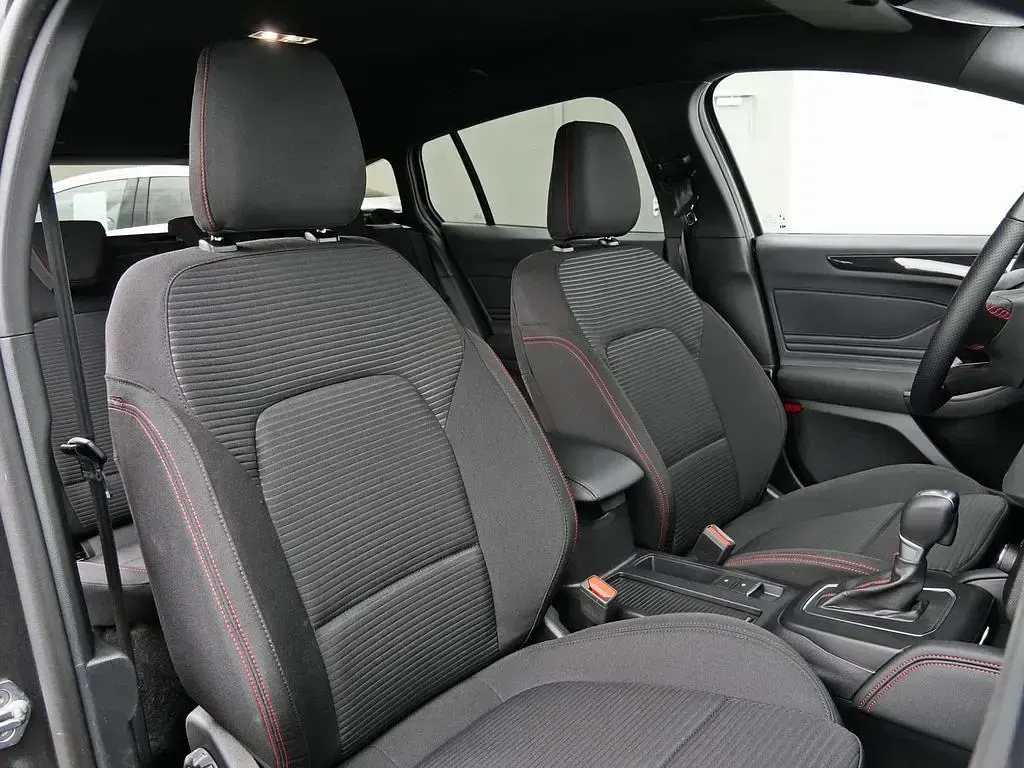Gebraucht Ford Focus ST-Line X 155 PS (114 kW) 2025 Limousine