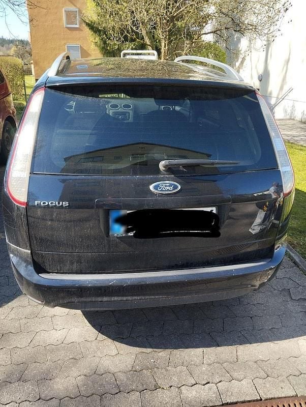 Usata Ford Focus 101 CV (74 kW) 2011 Nero Station wagon