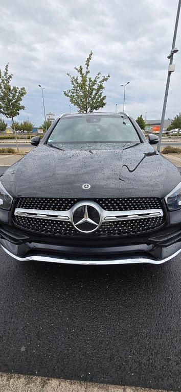 Schwarz Gebraucht 2020 Mercedes GLC300 SUV | 34.000 € (Superpreis) - Bild 1/4
